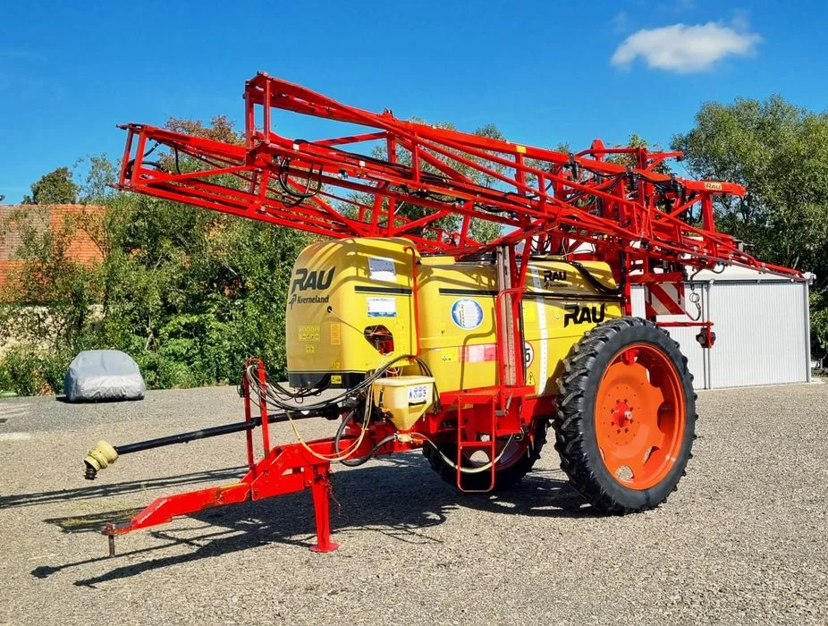 Opryskiwacz Rau Kverneland 24m/21m/12m 2500l 7 sekcji Rozkladany na 2X Orginalny lakier stan B.dobry