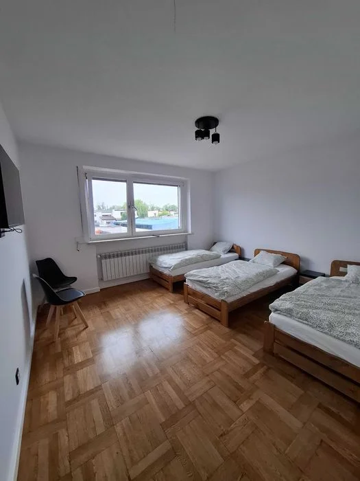 Noclegi Pokoje Apartament Kwatery pracownicze Mieszkanie Wynajem – zdjęcie 4