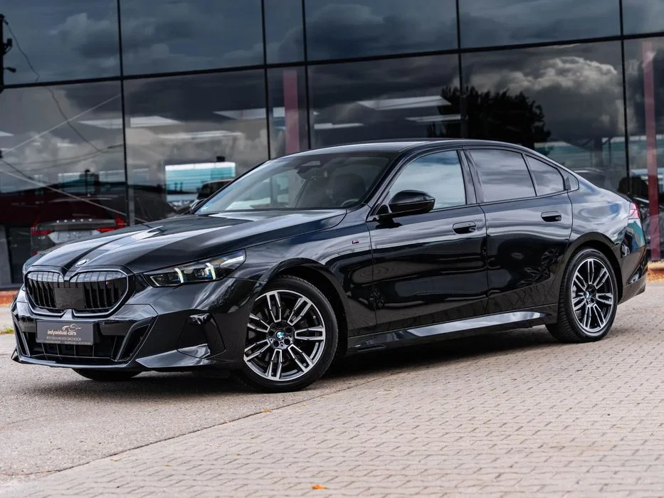 BMW Seria 5 54.T-KM*BLACK 520d*M-Sport*ShadowLine+ M-Pro*Kamera*Ambiente* – zdjęcie 6