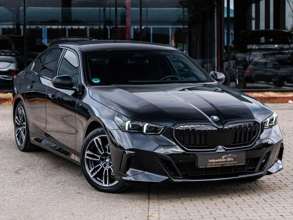 BMW Seria 5 54.T-KM*BLACK 520d*M-Sport*ShadowLine+ M-Pro*Kamera*Ambiente* – zdjęcie 3