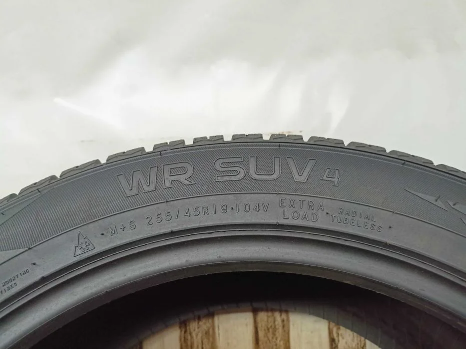 Nokian WR SUV 4 255/45/19 20r. 104V 8,6mm Jak Nowa (6630) – zdjęcie 3