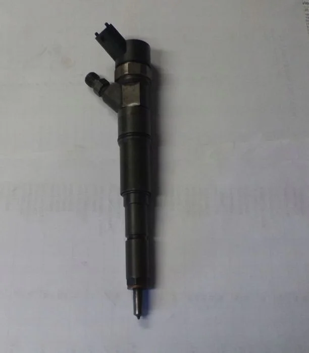 Wtrysk wtryskiwacz BMW 2.0 D 0445110048