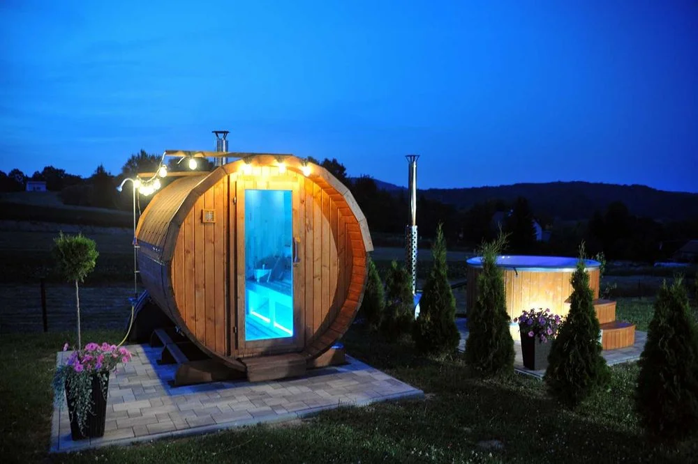 Domki Bieszczady, BALIA z jacuzzi , SAUNA – zdjęcie 11