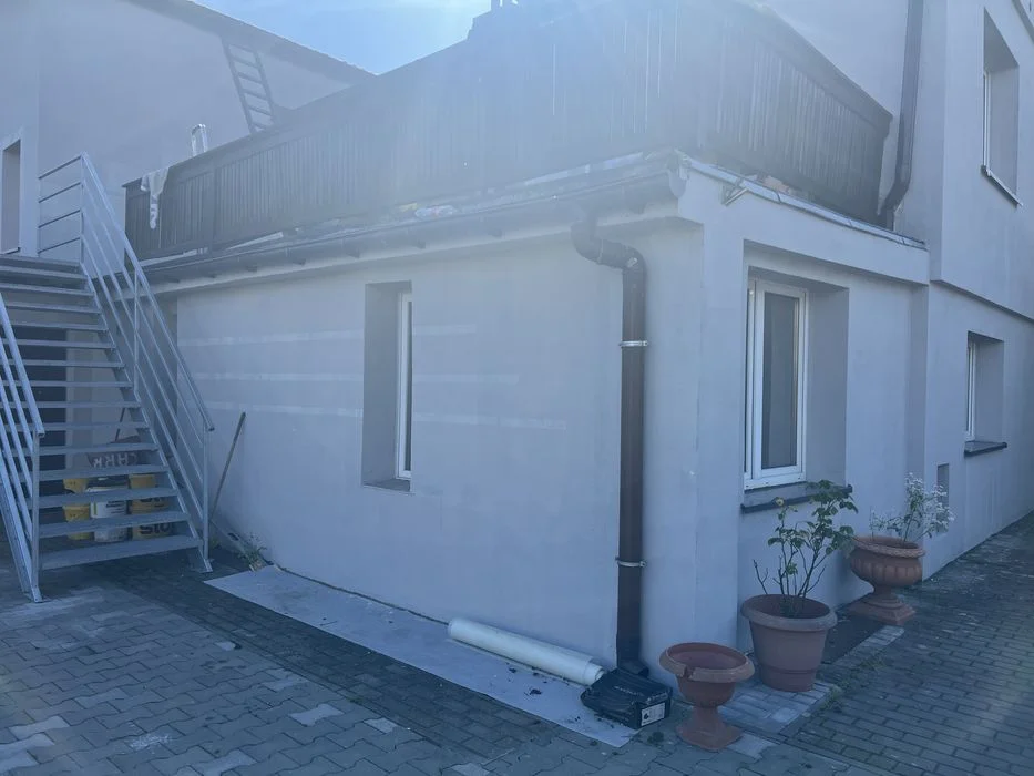 Mieszkanie pokoje pracownicze tanio parking Poznan- Antoninek