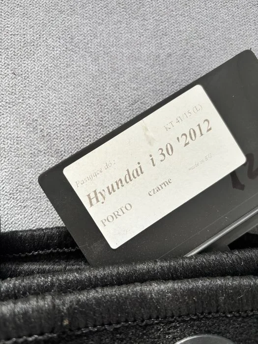 Dywaniki welurowe Hyundai I30 – zdjęcie 2