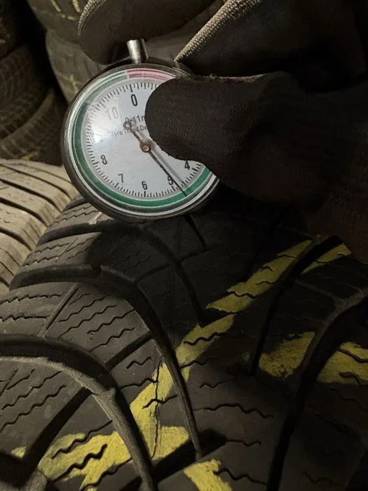 4x opony zimowe 195/65R15 Goodyear UltraGrip 9 + cena za komplet 5,5/6mm – zdjęcie 4