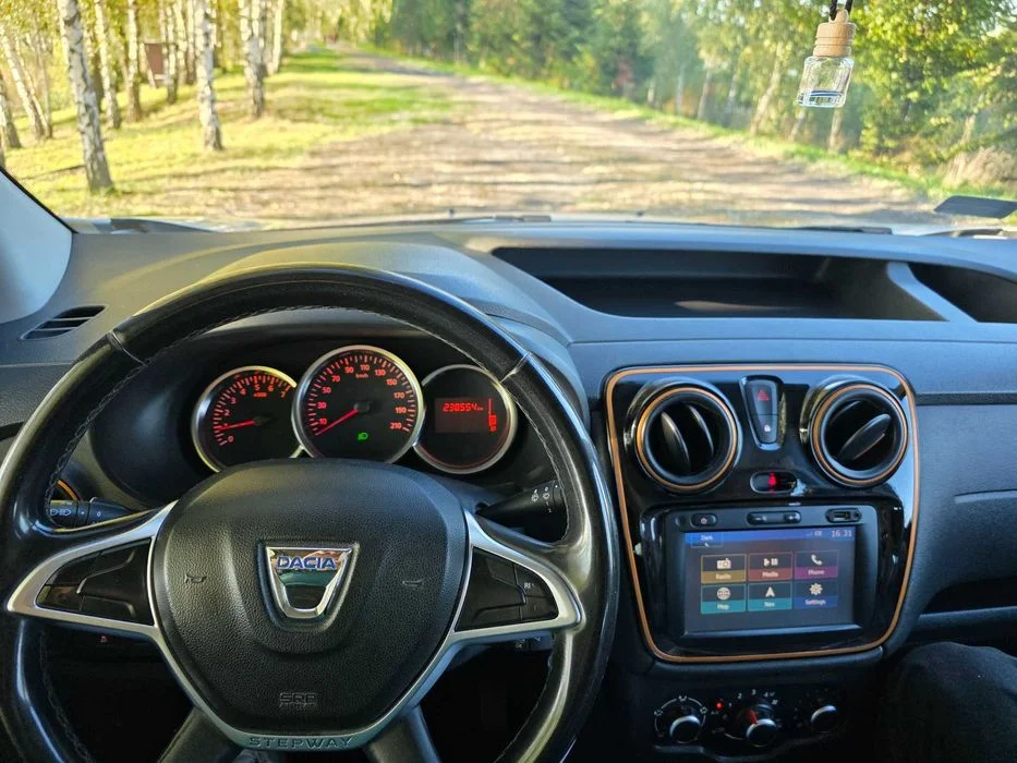Dacia Dokker 1.5 dCi Stepway – zdjęcie 8