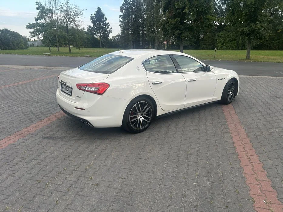 Maserati Ghibli 2018 /3.0 v6/430 km/SQ4 – zdjęcie 3