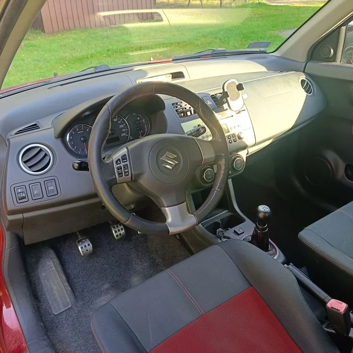 Suzuki Swift Swift – zdjęcie 7