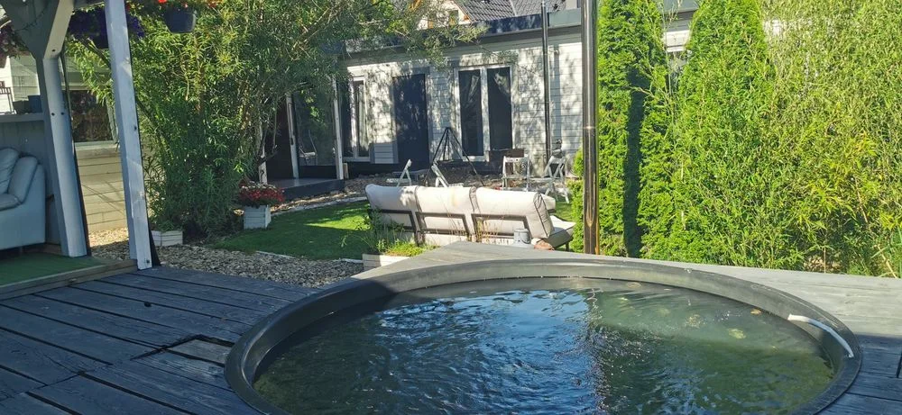 W. Panieńskie domki nad jeziorem jacuzzi sauna 10 osób. Dj muzyka w. kawalerski Wrocław Opole masaże – zdjęcie 11