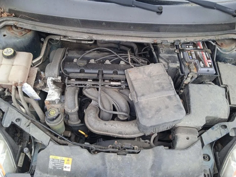 Na części Ford Focus MK2 Kombi 1.6 TDCi DV6 T4 silnik skrzynia biegów klapa błotnik drzwi zderzak – zdjęcie 5