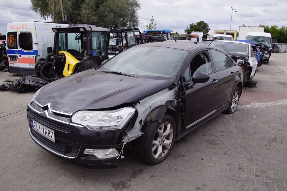 Auto na części - Citroen C5 II X7 1.6 HDI 110 KM 9HZ BE4R KTV 2008R Silnik Skrzynia Drzwi Szyba Błotnik Klapa Lampa Deska Kokpit Sterownik Moduł Kierownica Licznik