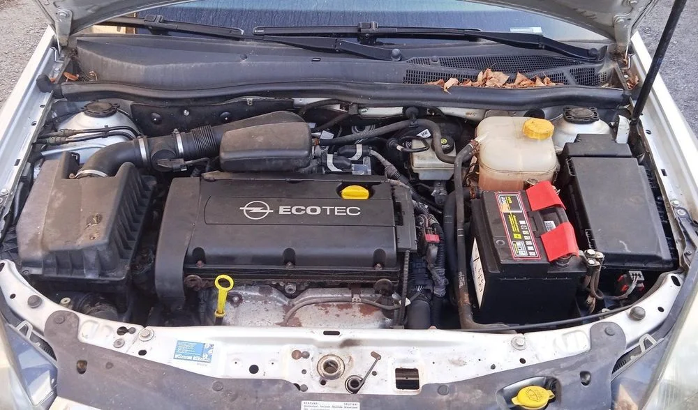 Na części Opel Astra III H GTC 1.6 B 3-Drzwi Z157 Z16XEP F17C394 Silnik Maska Zderzak Drzwi Klapa – zdjęcie 9
