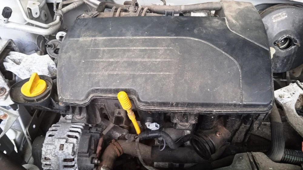 Na części Renault Twingo II 1.2 B OV369 Silnik Skrzynia Maska Zderzak Drzwi Klapa Szyba – zdjęcie 4