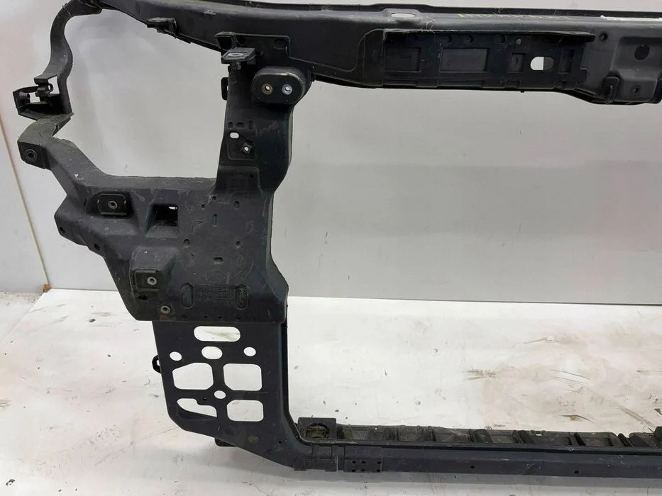 hyundai santa fe ii 2 05- pas przedni wzmocnienie 641012b5xx – zdjęcie 3