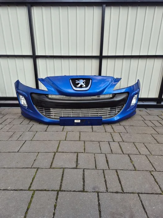 Zderzak przód przedni peugeot 308 rok 10 kod lak KGS