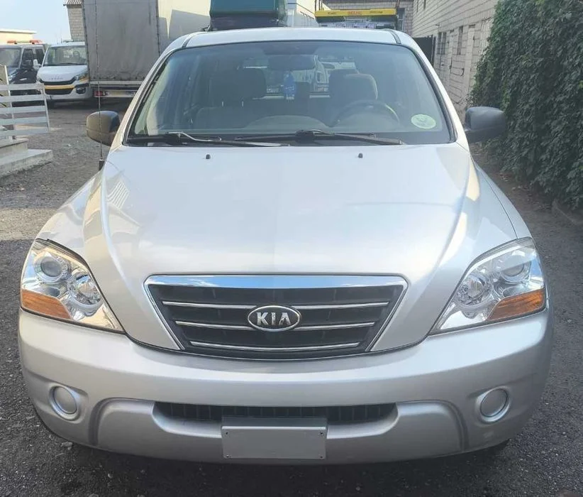 Na części Kia Sorento I Lift 2.5 D CRDI 3D Silnik Skrzynia Maska Zderzak Drzwi Klapa Szyba – zdjęcie 3