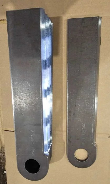 Nóż przystawki 300x62x6 ∅30mm, cały z Hardox 500 – zdjęcie 3