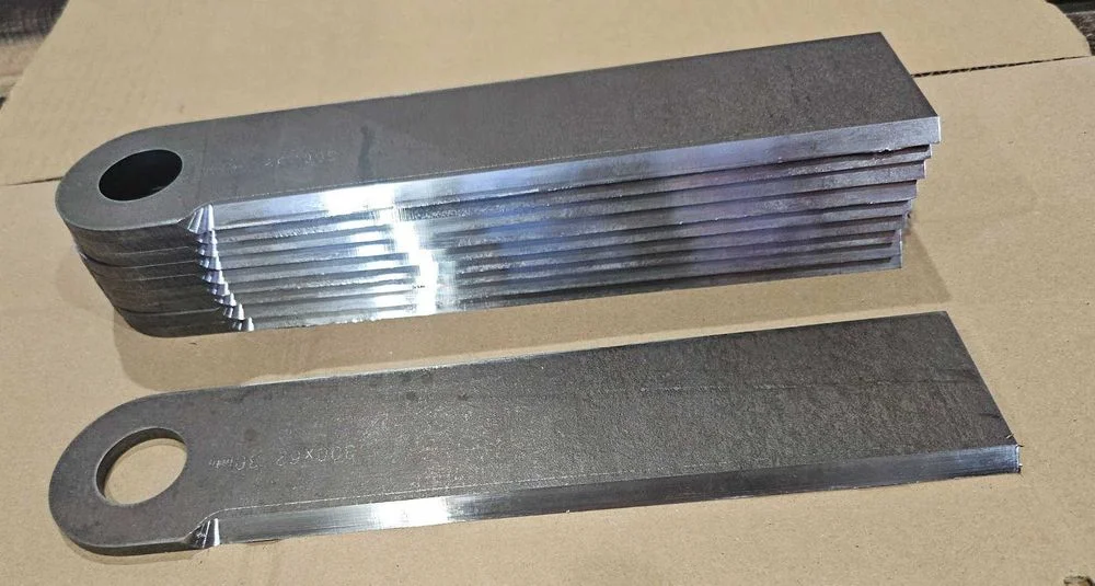 Nóż przystawki 300x62x6 ∅30mm, cały z Hardox 500 – zdjęcie 6