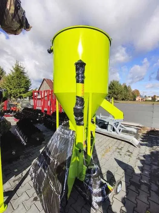 Mieszalnik Pasz Adraf 500kg-2500kg zestaw paszowy waga śrutownik młyn – zdjęcie 2
