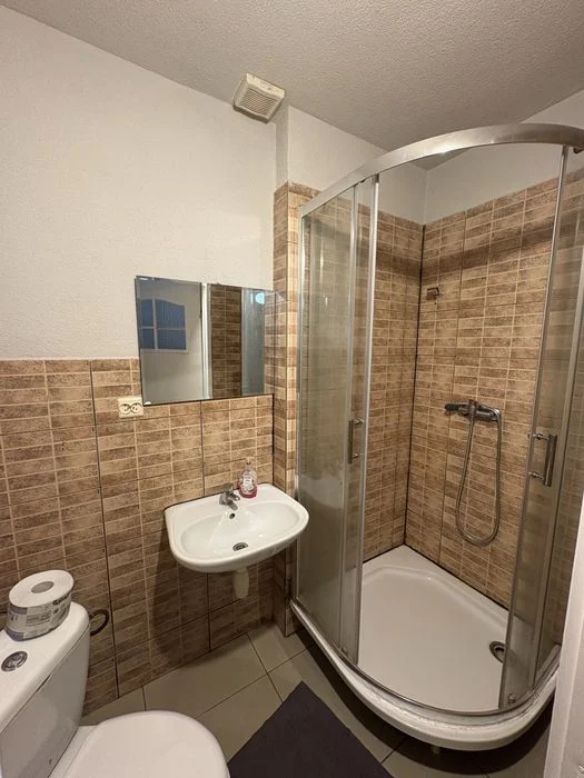 Kwatery pracownicze, Pokoje Nysa – Parking – VAT – zdjęcie 11