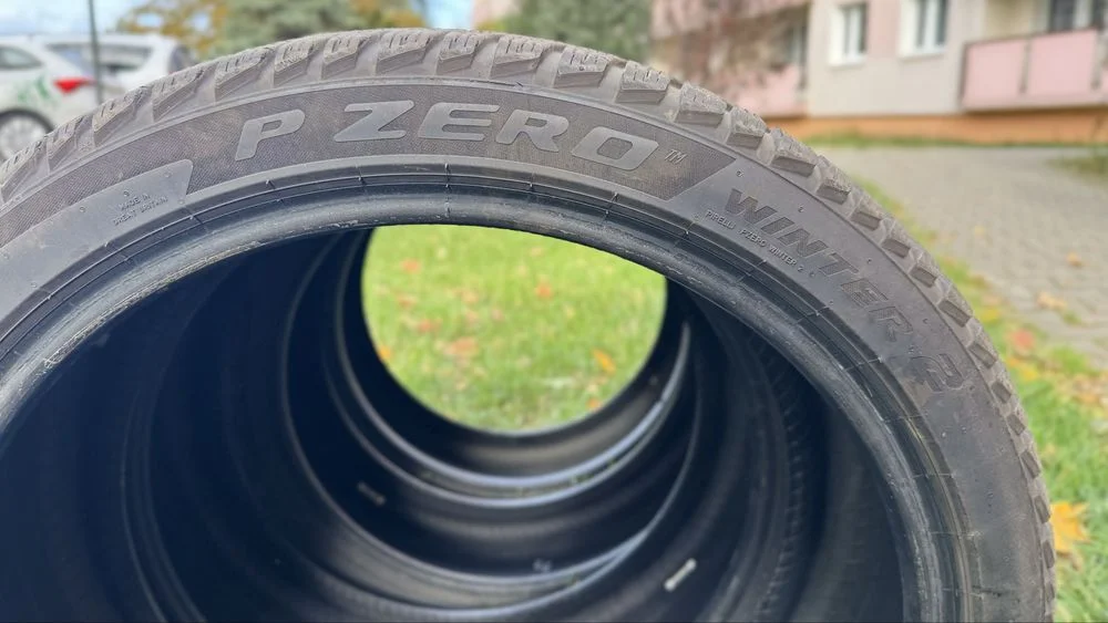 Opony Zimowe Pirelli P Zero Winter 2 225/40/R19 93V 2025 Rok po 1 Sezonie – zdjęcie 12