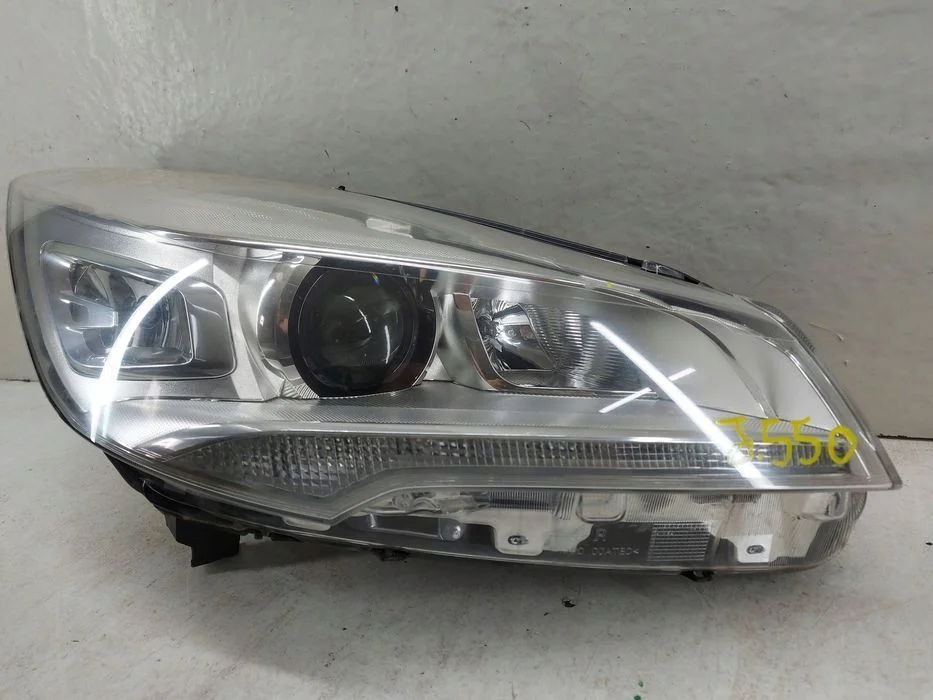 Ford Kuga MK2 II 13-16 Xenon prawa lampa przednia przód reflektor KOLUMB Jasienica – zdjęcie 3