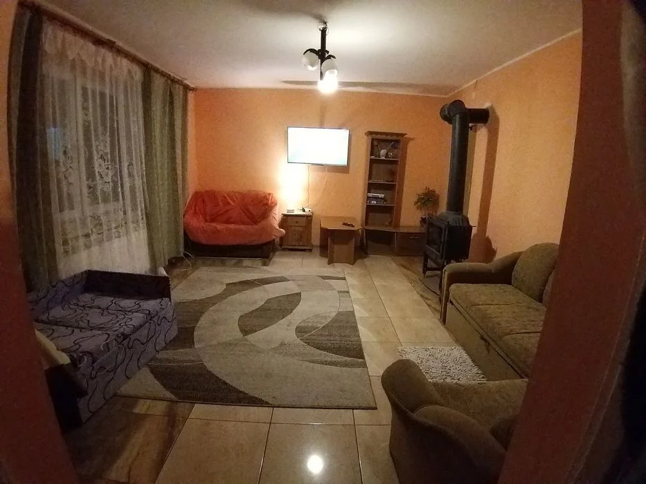 Domek wśród zieleni z S A U N Ą, Gor ą c ą b a l i ą, KOMINKIEM – zdjęcie 7