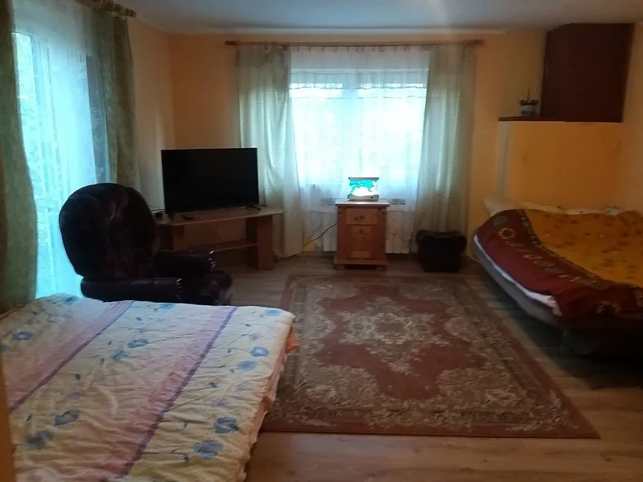 Domek wśród zieleni z S A U N Ą, Gor ą c ą b a l i ą, KOMINKIEM – zdjęcie 4