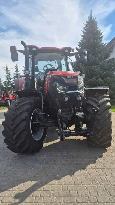 Ciągnik rolniczy CASE IH Puma 220 – zdjęcie 2