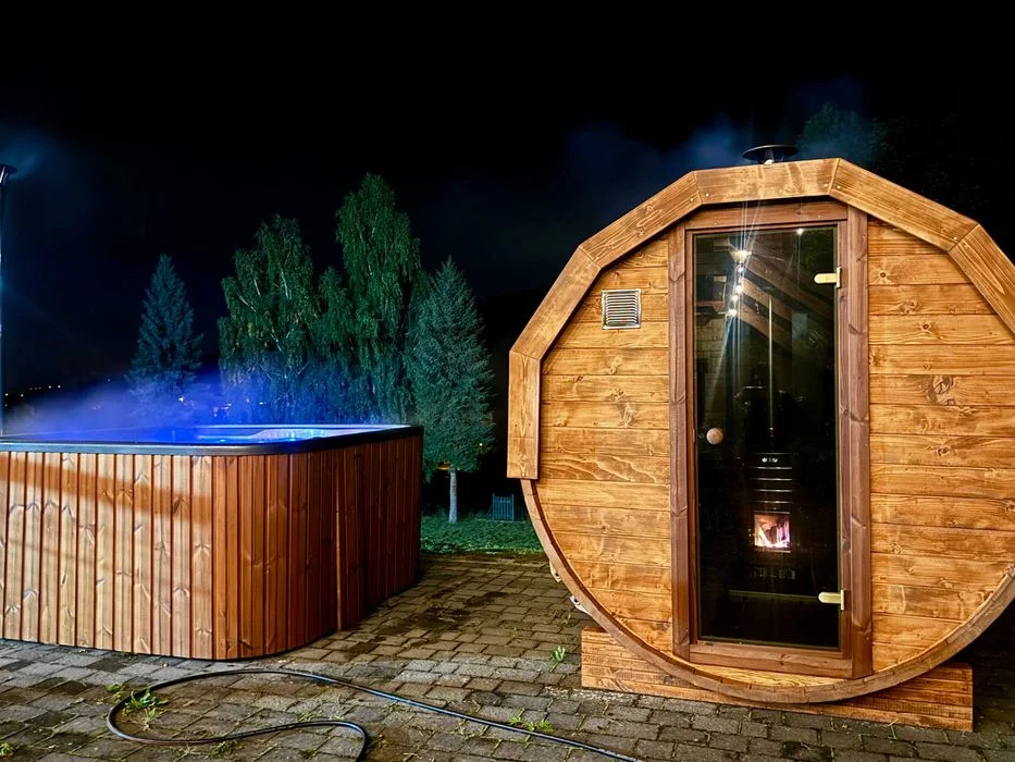Nowoczesny Domek w Górskim Otoczeniu – Weekend marzeń-120 zł osoba, domki nad jeziorem na imprezy panieńskie i kawalerskie z jacuzzi i balią – zdjęcie 12