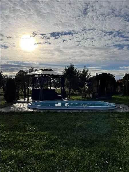Całoroczny dom na Mazurach basen sauna jacuzzi tylko dla WAS – zdjęcie 2