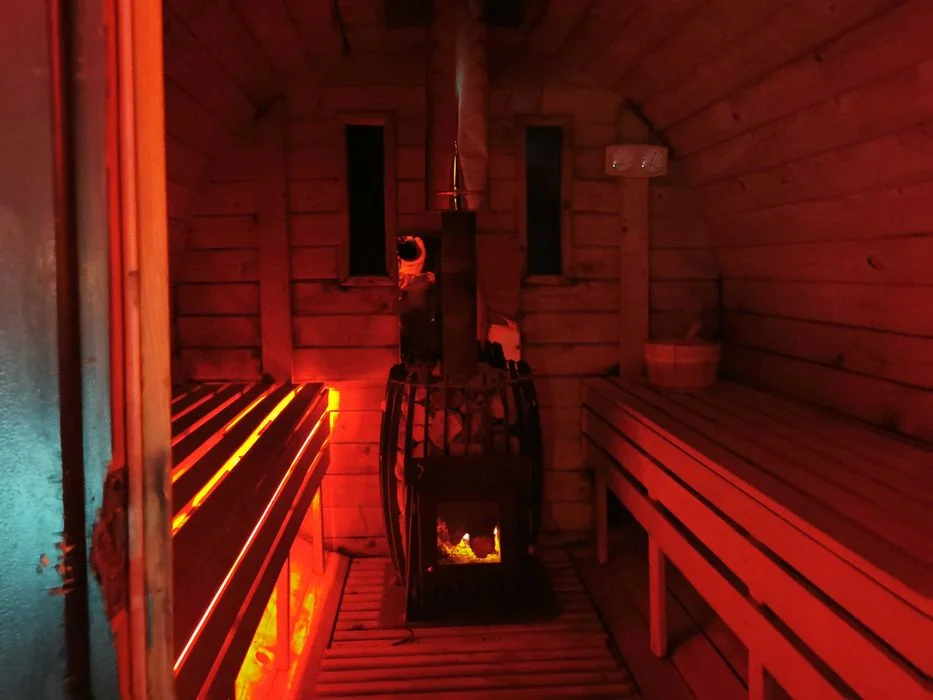 Dom na Mazurach z atrakcjami sauna balia jacuzzi LAST MINUTE tylko we wrześniu trzecia doba 1 zl – zdjęcie 2