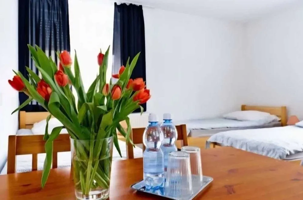 HOSTEL WARSZAWA BIAŁOŁĘKA – Noclegi od 25 zł / doba – zdjęcie 3