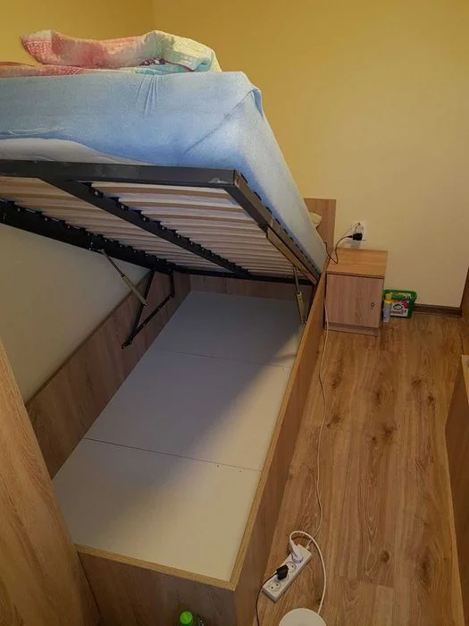 Nowe pokoje dla 10 pracowników w domu wolnostojącym zogrodem w Lesznie – zdjęcie 8