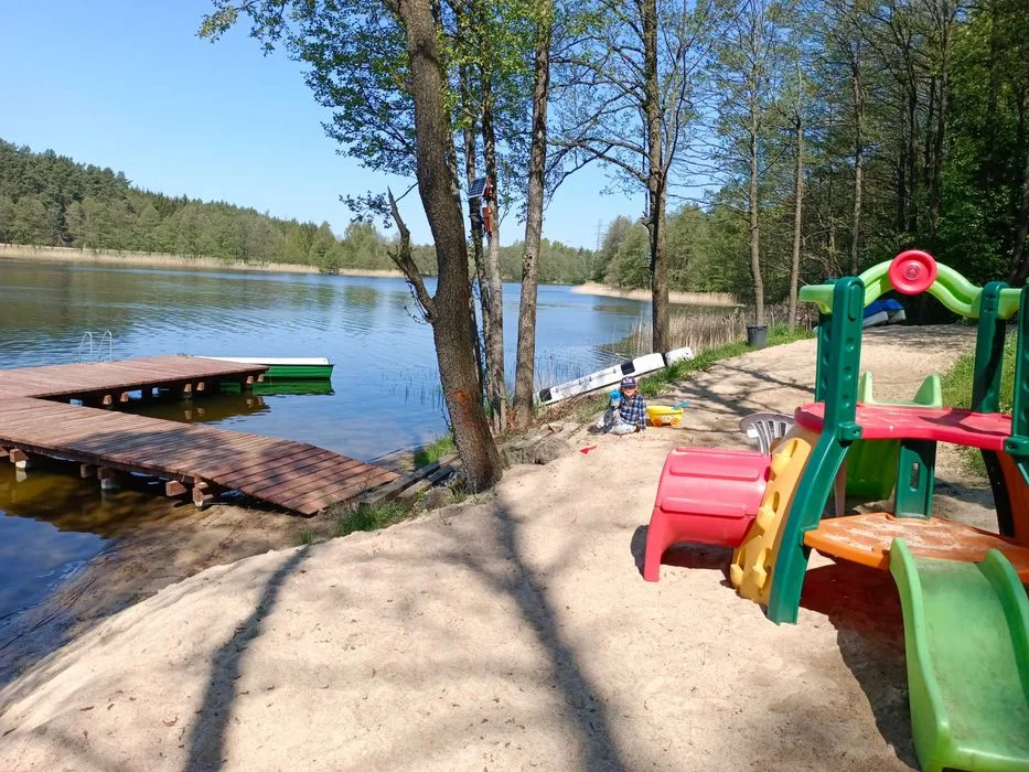 Domki nad jeziorem Sumowo z basenem od 300 zł/ doba – zdjęcie 10