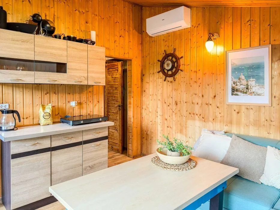 Domek dla 5 osób nad jeziorem Pieczyska Zalew Koronowski, tuż przy plaży z prywatną sauną i balią. – zdjęcie 9