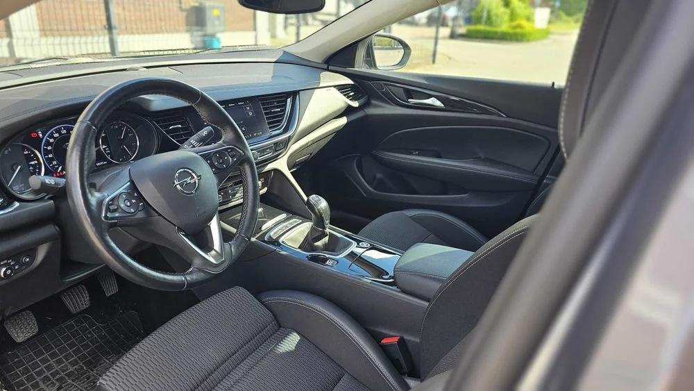 Opel Insignia B FL 2021 – 1,5 – 61.000km – zarejestrowany – bardzo zadbany – zdjęcie 7