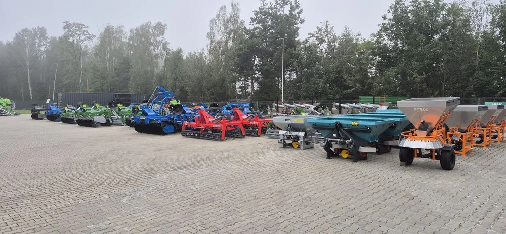Agregat Brona talerzowa Talerzówka Bezorkowy Kultywator Głębosz Rozsiewacz Opryskiwacz Tolmet Pol-Grom Rolex Strumyk Grano-System Janpol Agro-Lift