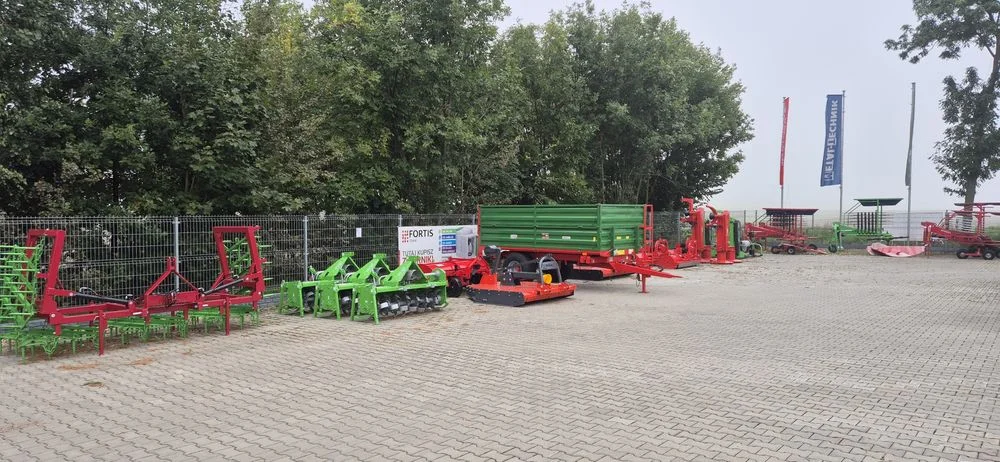 Agregat Brona talerzowa Talerzówka Bezorkowy Kultywator Głębosz Rozsiewacz Opryskiwacz Tolmet Pol-Grom Rolex Strumyk Grano-System Janpol Agro-Lift – zdjęcie 8