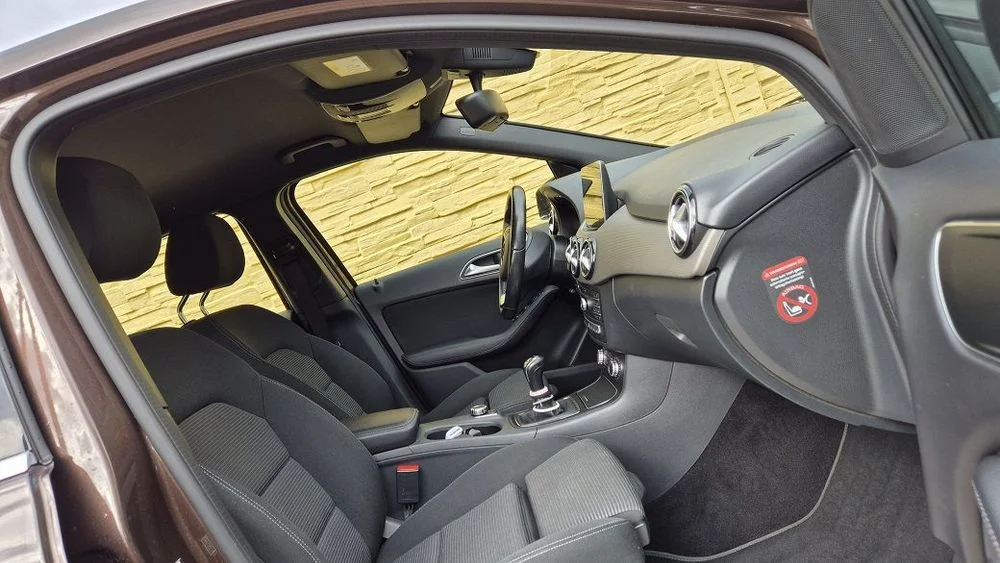 Mercedes-Benz Klasa B 1,5-109Km-Ful Led-Navi Profesional-Kamera-P.Fotele Orginał – zdjęcie 6