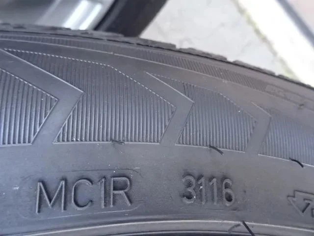 205/60/R16 92H Goodyear Ultra Grip 8 – zdjęcie 9