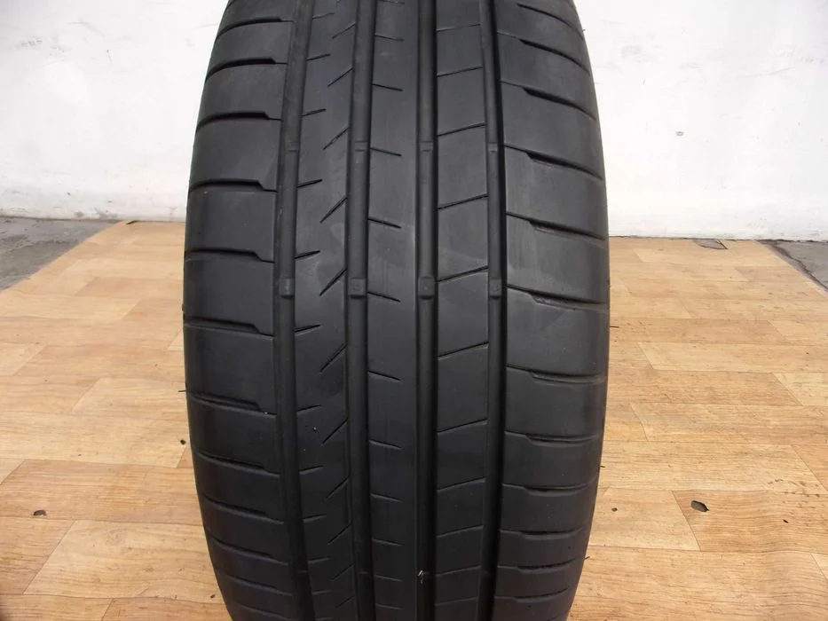 Bridgestone Alenza 001 235/50/19 99V jak nowa z 2019r – zdjęcie 2