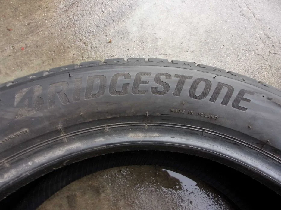 Bridgestone Alenza 001 235/50/19 99V jak nowa z 2019r – zdjęcie 3