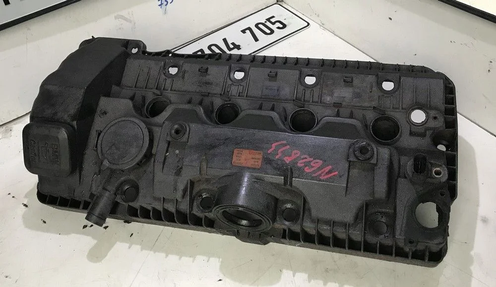 Pokrywa Zaworów Prawa Bmw N62 V8
