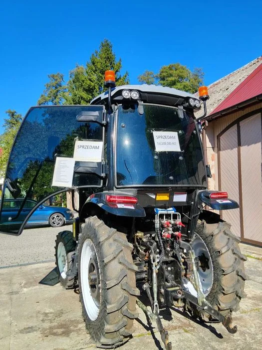 Fabrycznie nowy traktor, ciągnik rolniczy 60KM 4x4 klimatyzacja, rolniczy, sadowniczy, komunalny. Faktura Vat 23%, chiński – zdjęcie 4