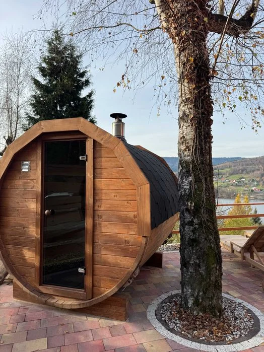 Widok na jezioro i relaks dla 13 osób – sauna, balia, basen – zdjęcie 2