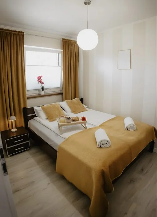 DOSTĘPNY 16-18 PAŹDZIERNIKA – Domki całoroczne – Kominek – Jacuzzi na tarasie – Bilard – Basen – Noclegi Bałtów – Magiczny Zakątek – zdjęcie 2