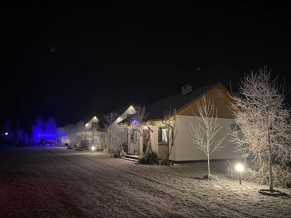 DOSTĘPNY 16-18 PAŹDZIERNIKA – Domki całoroczne – Kominek – Jacuzzi na tarasie – Bilard – Basen – Noclegi Bałtów – Magiczny Zakątek – zdjęcie 6