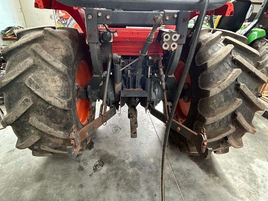 Ciagnik Kubota L2351 M95GX 2018r jak nowy super Ekonomieczny traktor – zdjęcie 3